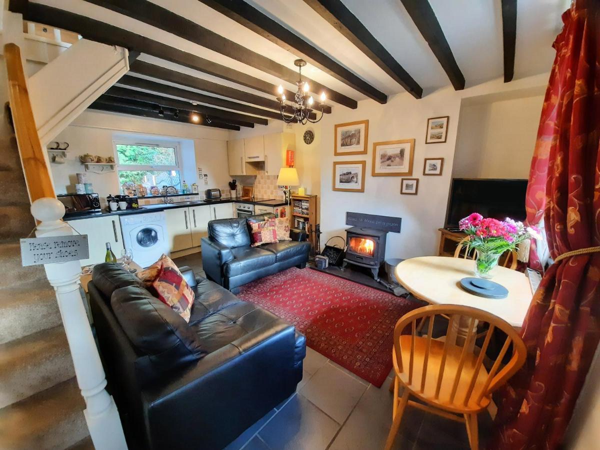 Bwthyn Ger Afon Riverplace Cottage Blaenau Ffestiniog Extérieur photo