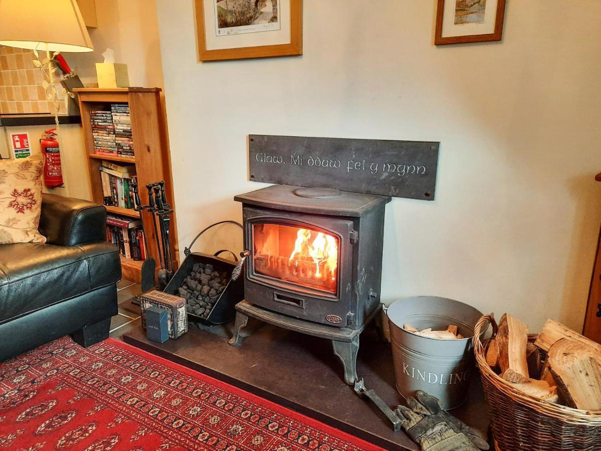 Bwthyn Ger Afon Riverplace Cottage Blaenau Ffestiniog Extérieur photo
