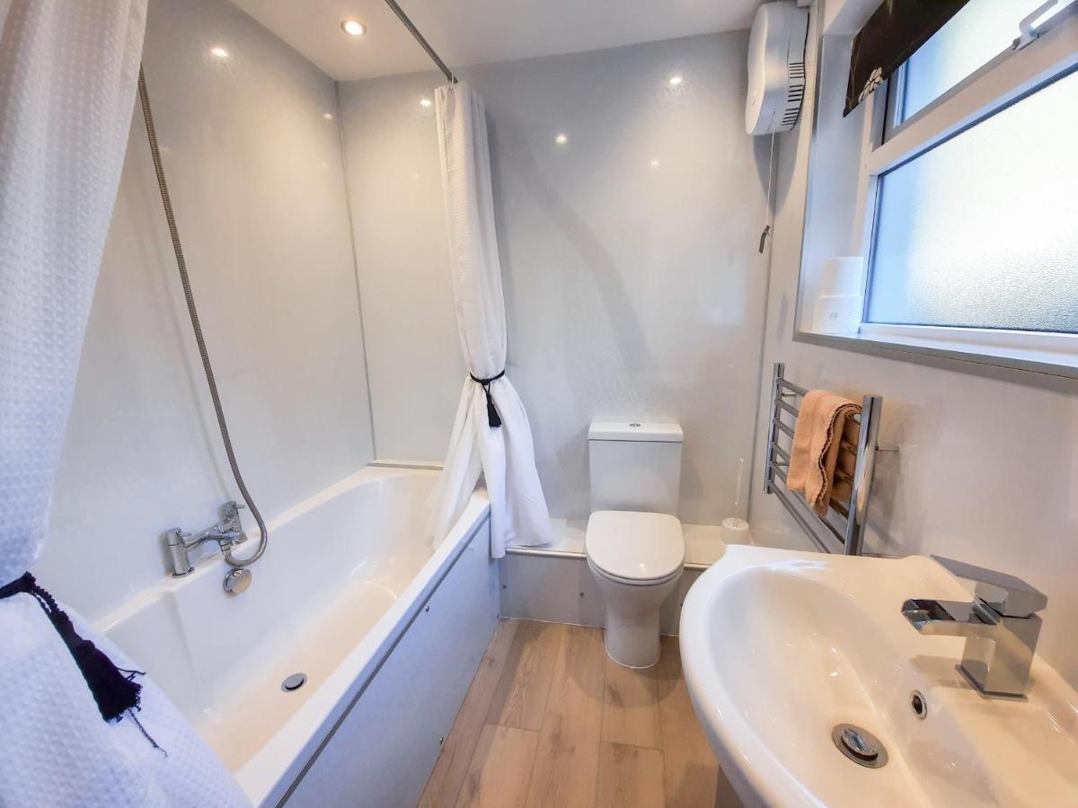 Bwthyn Ger Afon Riverplace Cottage Blaenau Ffestiniog Extérieur photo
