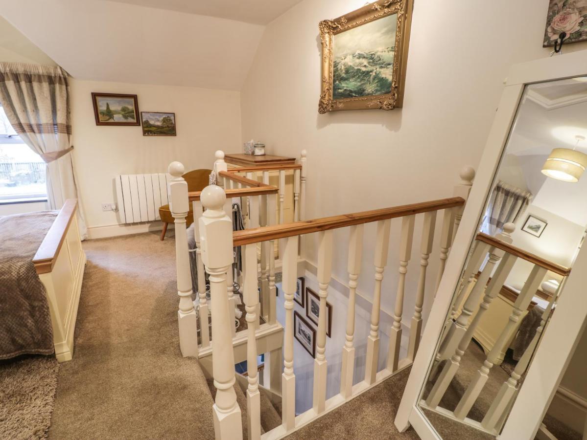 Bwthyn Ger Afon Riverplace Cottage Blaenau Ffestiniog Extérieur photo